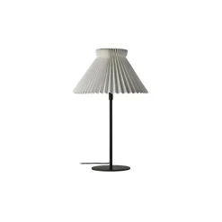 Le Klint 334T bordslampa svart/white paper