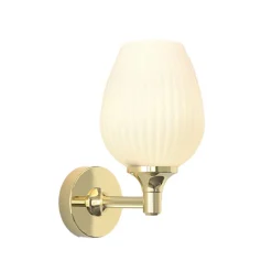 Liberty vägglampa IP44 mässing