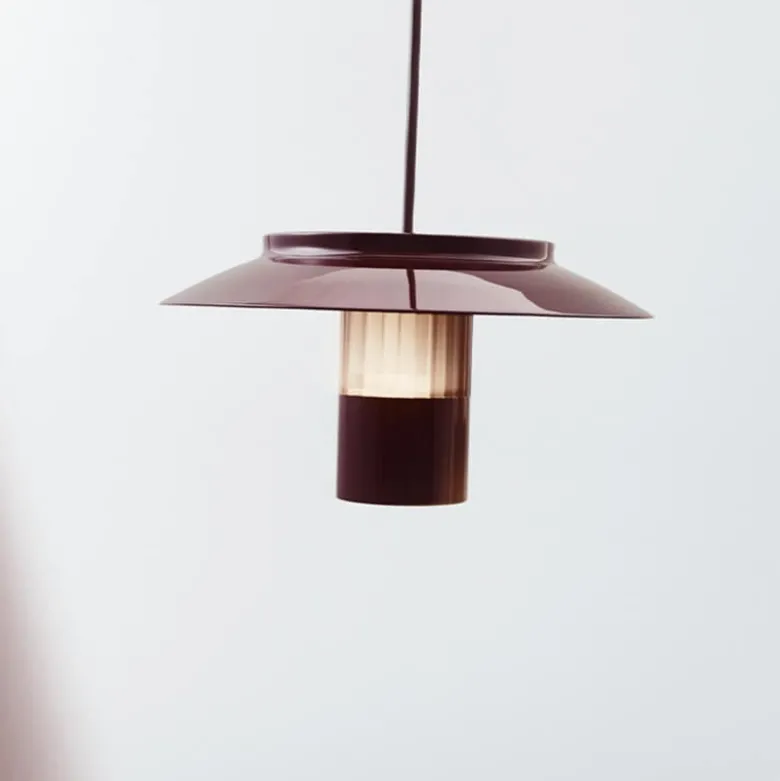 Lille 24 taklampa black red