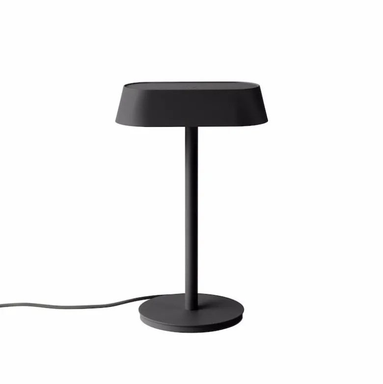 Linear bordslampa svart