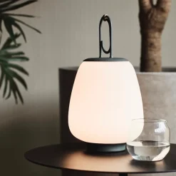 Lucca SC51 bordslampa opal glas/black