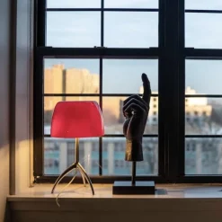 Lumiere piccola bordslampa med dimmer svart krom/cherry