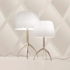 Lumiere 30th piccola bordslampa champagne/pastilles