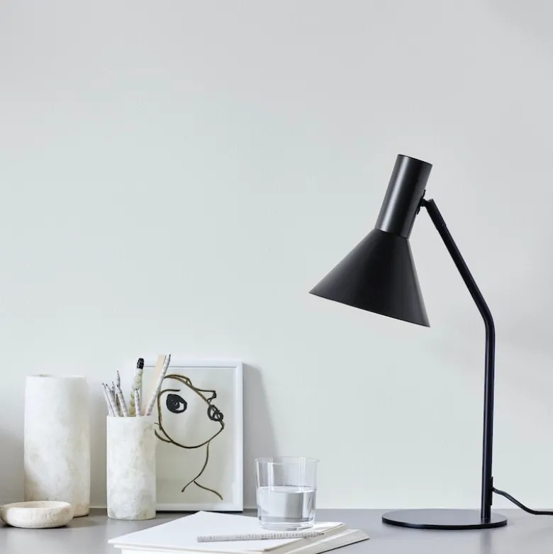 Lyss bordslampa matt black