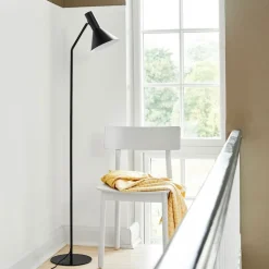 Lyss golvlampa matt black
