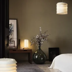 Maija 15 bordslampa vit