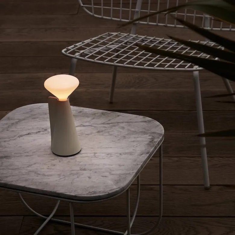 Mantle portabel bordslampa stone white