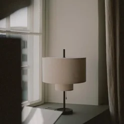 Margin bordslampa beige canvas