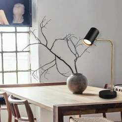 Marley bordslampa borstat mässing/matt svart