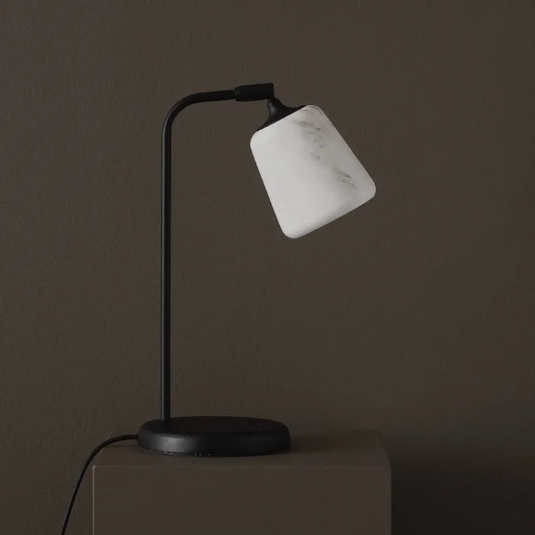 Material bordslampa vit marmor/svart