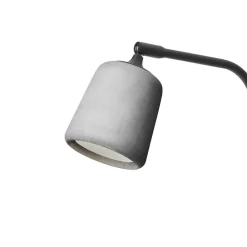 Material golvlampa ljusgrå betong/svart