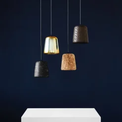 Material taklampa mixad kork/svart