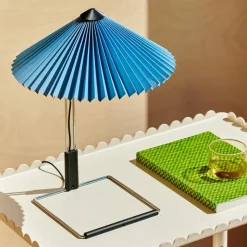 Matin 300 bordslampa placid blue/mirror