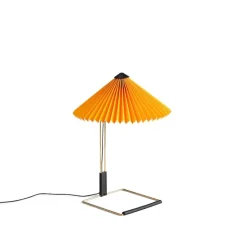 Matin 300 bordslampa yellow/brass