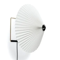 Matin 380 vägglampa white/brass