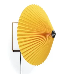 Matin 380 vägglampa yellow/brass