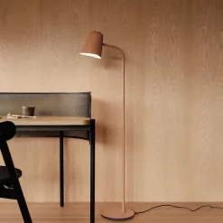 Me dim golvlampa varm beige