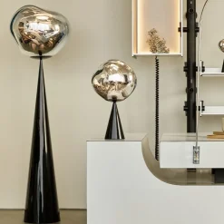 Melt Cone Fat bordslampa silver