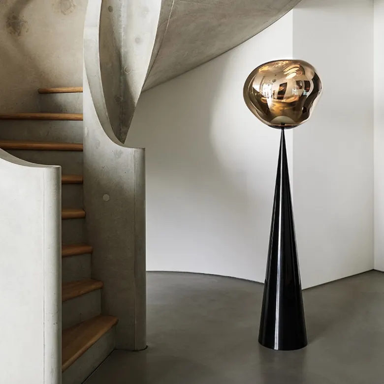 Melt Cone Fat golvlampa guld