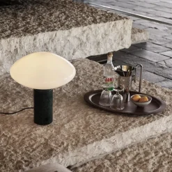 Mist AP17 bordslampa guatemala verde/opalglas
