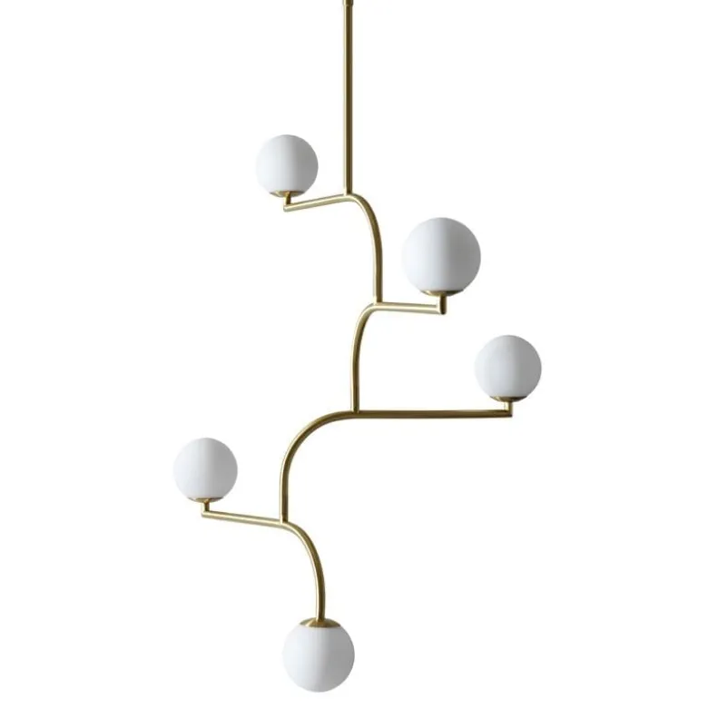 Mobil 100 Taklampa mässing/opal