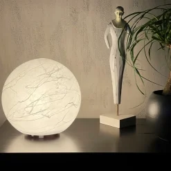 Moon 25 cm bordslampa vit