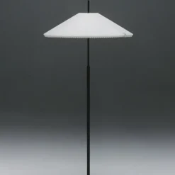 Nebra golvlampa vit