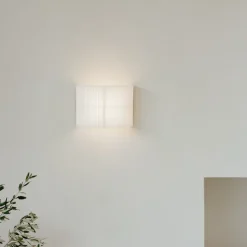 Nebra vägglampa vit