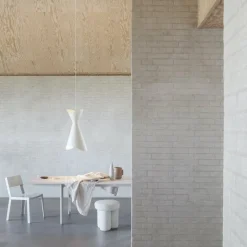 Ninotchka 275 taklampa vit