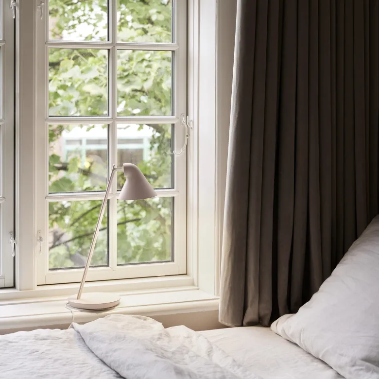 NJP Mini bordslampa white