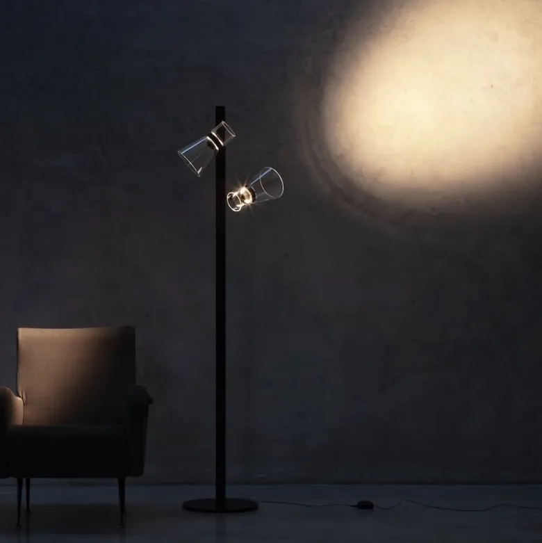 Nocturne 2 cone golvlampa svart