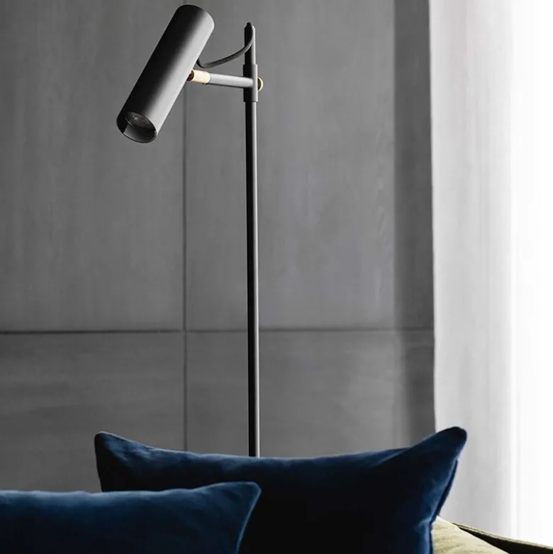 Nomad golvlampa svart/mässing