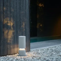 Nui B outdoor golvlampa betong
