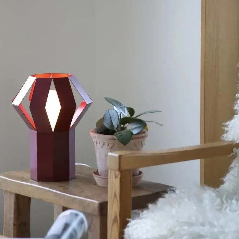 Octa bordslampa röd