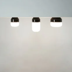 Ohm 100/170 bastu tak-/vägglampa IP44 E27 svart/matt opal