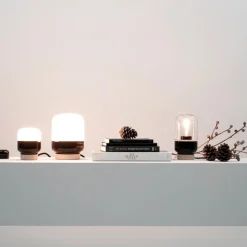 Ohm 100/130 bordslampa med dimmer G9 svart/matt opal