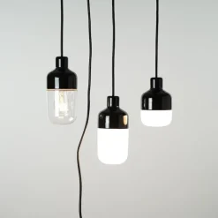 Ohm 100/215 outdoor taklampa IP44 E27 svart/matt opal