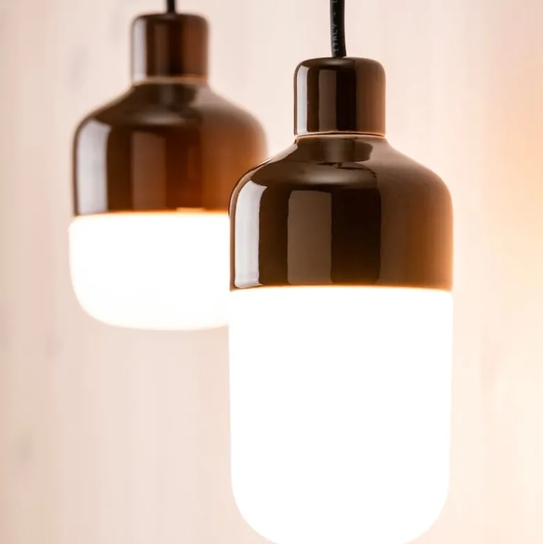 Ohm 100/215 taklampa IP44 E27 brun/matt opal