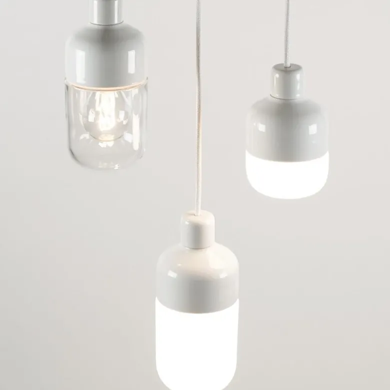 Ohm 100/215 taklampa IP44 E27 vit/klarglas