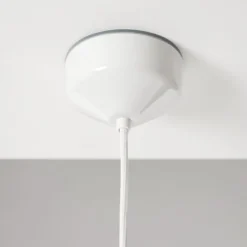 Ohm 100/215 taklampa IP44 E27 vit/matt opal