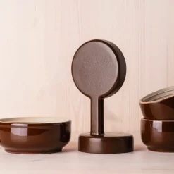 Ohm 140/170 tak-/vägglampa IP44 E27 brun/matt opal
