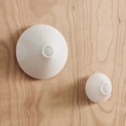 Ono 350 flush mount tak/vägglampa white opal acrylic