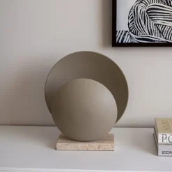Orbit bordslampa beige/travertin