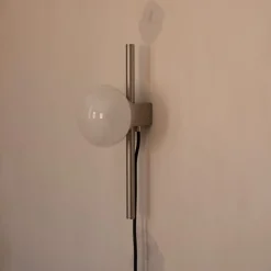 Ovoid single vägglampa stainless steel