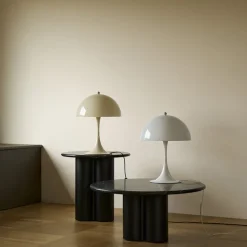 Panthella 320 Bordslampa opal beige