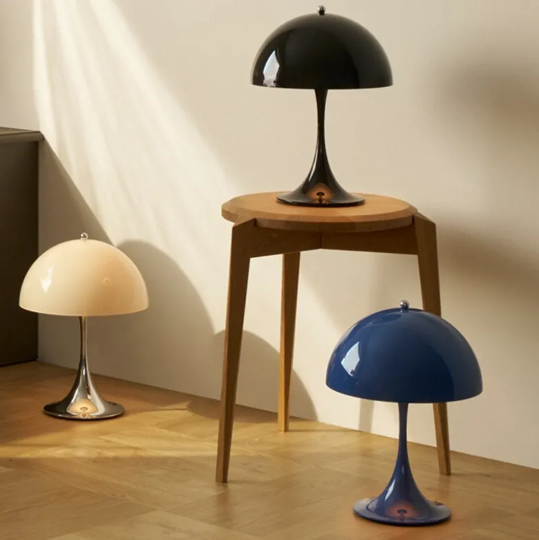 Panthella 250 portabel bordslampa indigo blue