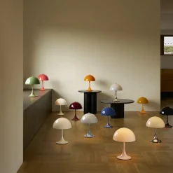 Panthella 250 portabel bordslampa yellow