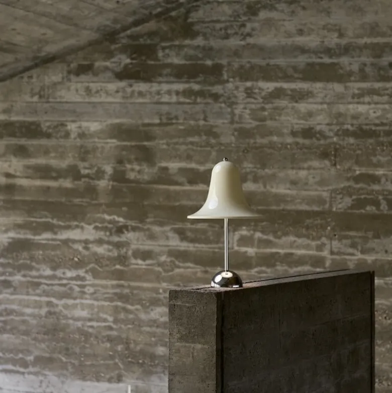 Pantop portabel bordslampa cream white