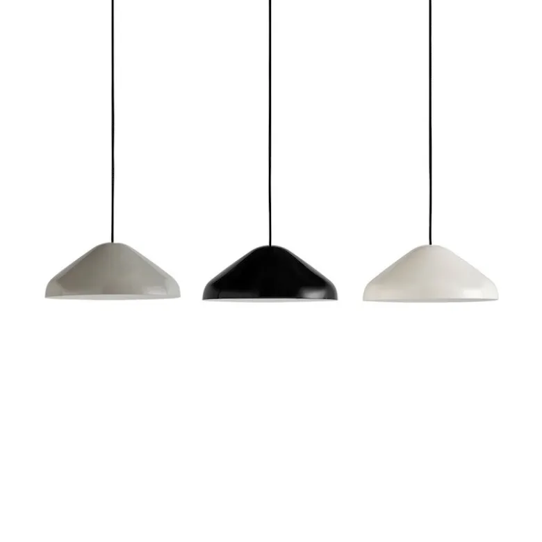 Pao steel Ø35 taklampa cream white