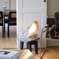 Peel bordslampa brushed stainless steel